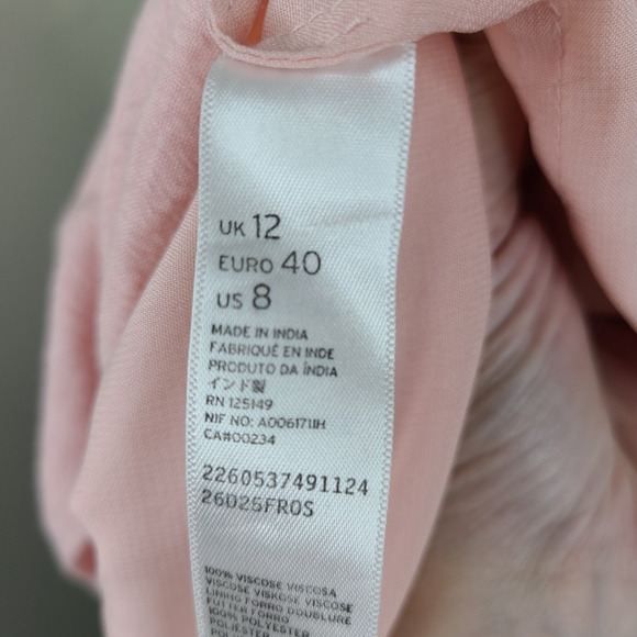 Topshop Petites light pink top overlay dress w/cutout back detail. Size 8 petite - Picture 12 of 14